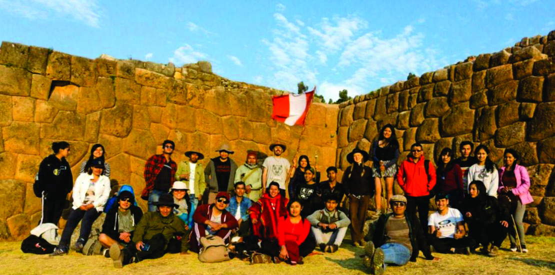 Caminata al Sitio Arqueológico Chinchero
